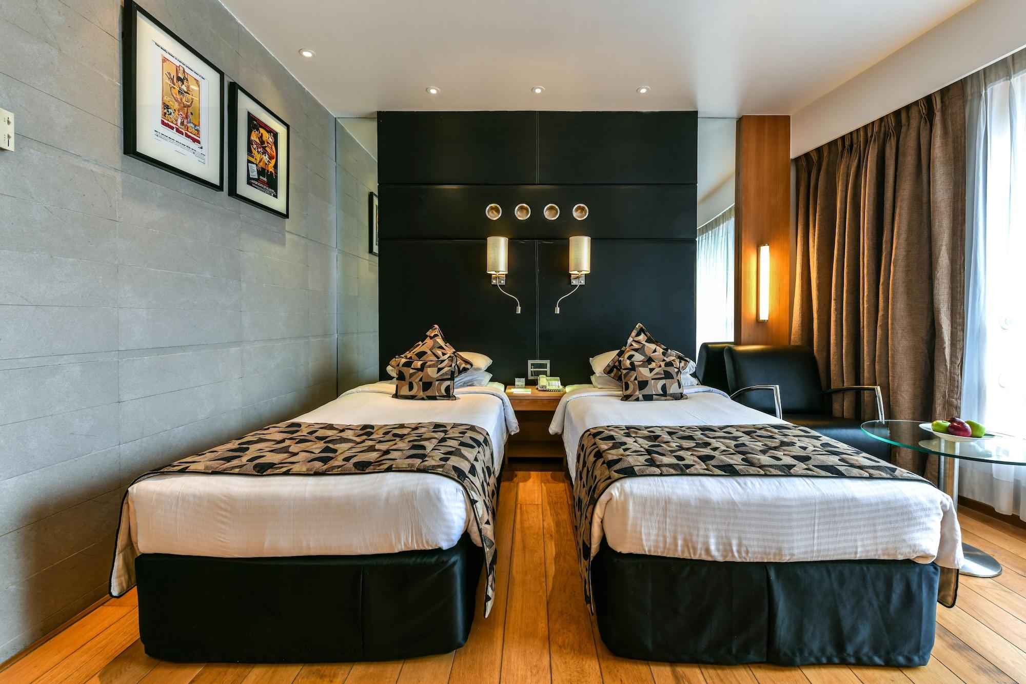 The Regale By Tunga Hotel Mumbai Exterior photo