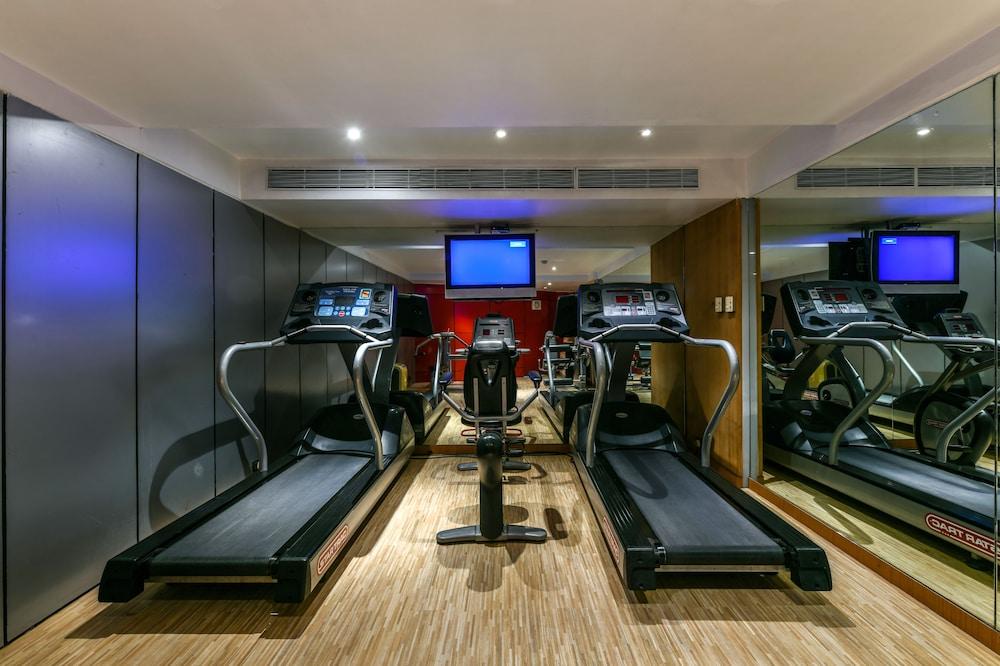 The Regale By Tunga Hotel Mumbai Exterior photo