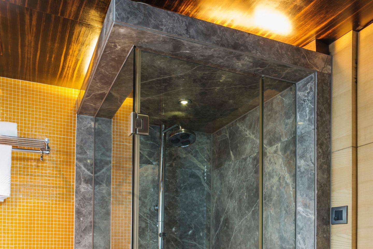 The Regale By Tunga Hotel Mumbai Exterior photo